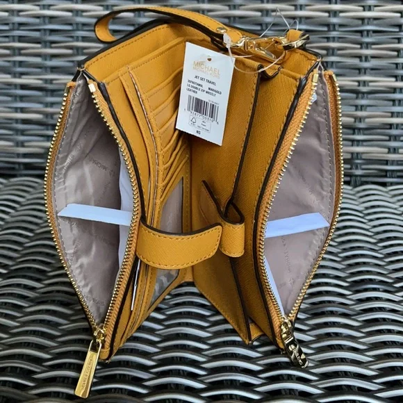 Michael Kors Jet Set Travel Marigold Double Zip Wristlet Leather